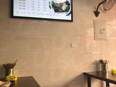 -杨家米粉(千禧公寓店)