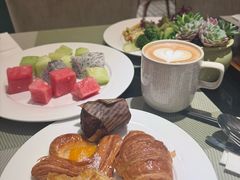 -上海虹桥祥源希尔顿酒店