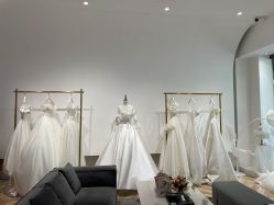 -予白婚纱礼服馆