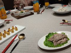 -品悦酒店(三林古镇店)