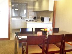 厨房&餐桌-仁恒辉盛阁酒店公寓