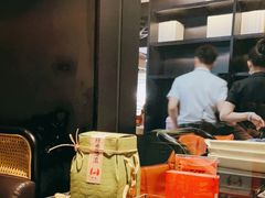 -老头儿油爆虾·1987杭州烟火味(湖滨银泰in77D区店)
