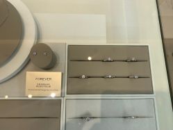 -DR钻戒(南宁会展航洋城店)