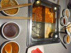 -海底捞火锅(新松江路生日主题店)