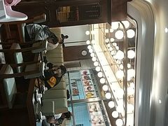 -玉兰苑一等茶餐厅