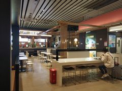 大堂-魏家凉皮(郑州东站店)