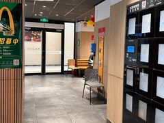 -麦当劳(百联西郊购物中心店)