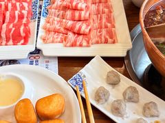 -楼外楼大刀肉传统火锅居(博学路店)