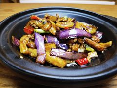 -云海肴·汽锅鸡·云南菜(天山百盛优客店)