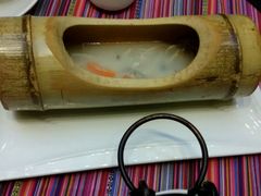 -香巴拉云南餐厅(华莱坞店)