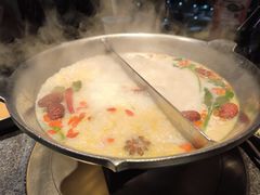-湊湊火锅·茶憩(新中关购物中心店)