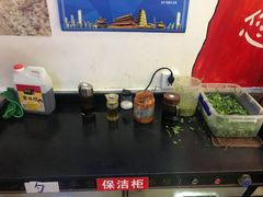 -螺小胖柳州螺蛳粉(钟楼总店)
