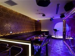 -真爱范特西KTV(交大店)