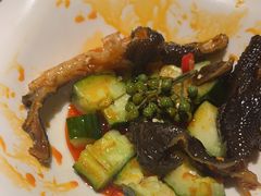 藤椒乌鸡脚-胡桃里音乐酒馆(白云五号T5 MALL店)