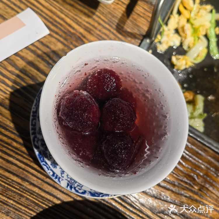 梦时代后面的江湖铁板烧，冬天氛围很好
