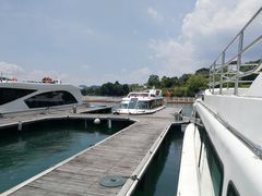 -千岛湖希尔顿休闲艇俱乐部