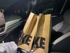 -NIKE上海青浦优选体验店