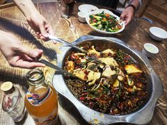 特色冷锅鱼-乡土特色.冷锅鱼.牦牛肉汤锅