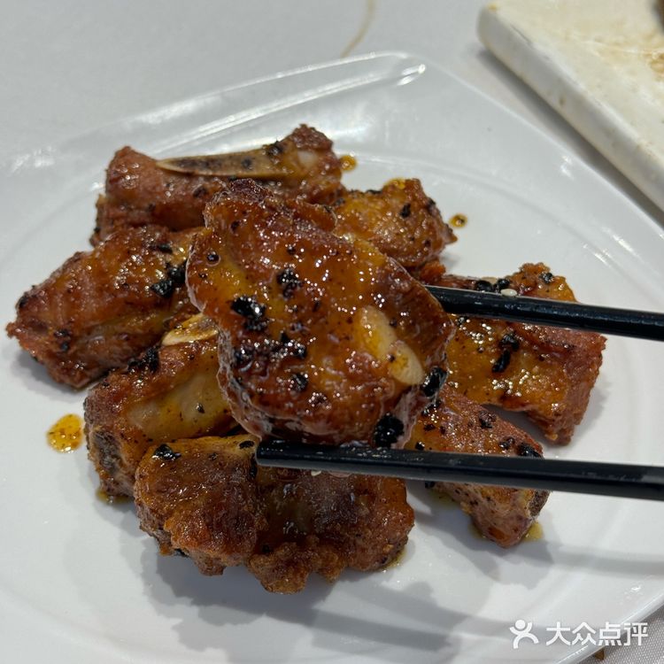 這一口潮式欖角金沙骨拯救了我的胃