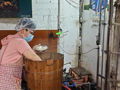 -梁阿婆廿年老牌扣肉糯米饭