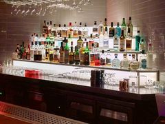 -FOUR PLAY BAR
