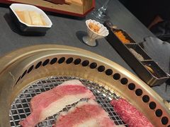 -铭牛烧肉·和牛海鲜自助(高新月牙湖店)
