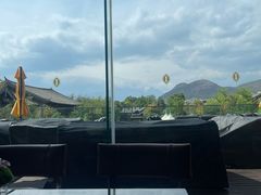 -时光吧·大堂吧·丽江和府洲际度假酒店