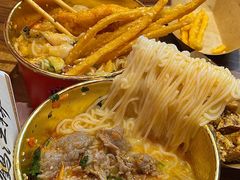 -鹤江桥·红油牛肉粉(SKP店)