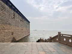 -巴陵广场