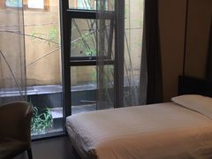 -扬州东关街文昌阁桔子水晶酒店