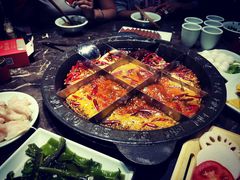 -红九格老火锅(三峡广场店)