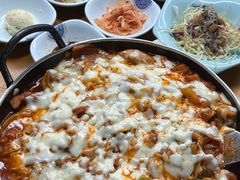 -亲昵春川鸡排(韩国美食街店)