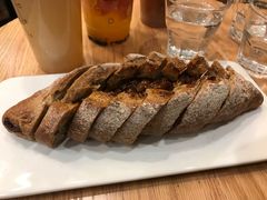 -焙丽拾光(麦凯乐直营店)