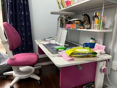 -moll学习桌椅(上海久光百货店)