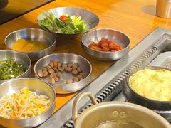 自助取餐区-唯成•韩国炭火烤肉 유성고기