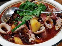 -九道菜有鸡鱼头(石鼓路店)