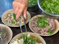 -大众跷脚牛肉馆·非遗传承单位(峨眉山店)