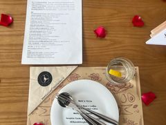 -Mark&Mars Restaurant