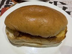 牛扒包-香港新发烧腊茶餐厅(书城店)