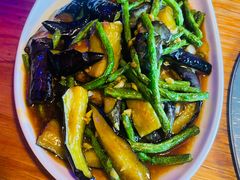 -茅台镇网红溶洞餐厅·茅帮菜馆