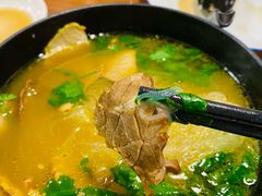 咖喱牛肉粉丝汤-舒蔡记生煎菜饭(云南中路店)