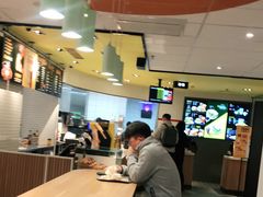 大堂-麦当劳(顾村公园店)