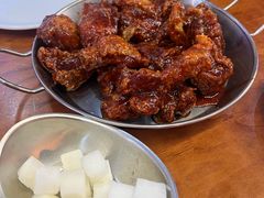 -BHC炸鸡(明洞总店)