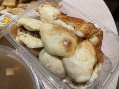 -丁红照水煎包胡辣汤