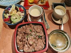 -本源食集 日式烧肉·炉端烧(东海缤纷店)