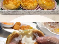酥皮水牛奶菠萝包-陶陶居酒家(海岸城店)