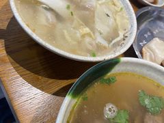 -黄阿姨锅贴大王(万航渡路店)