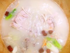 石锅鱼-滇香肴·云南菜蒸汽石锅鱼(云南北路店)