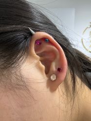 -AI艾耳·专业手工耳洞·穿孔美学馆