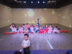 -小鸡哆哆故事屋·儿童乐园(嘉里城店)